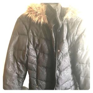 Black Guess winter Jacket! Like new condition!